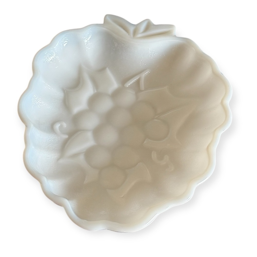Milk Glass Candy Trinket Dish Grape Design Opaque Kitschy Milky White Vintage